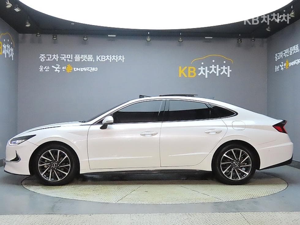 Hyundai Sonata (DN8)2.0 Premium 밀레니엄 - 5