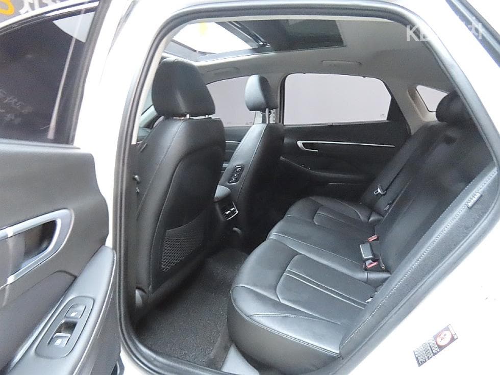 Hyundai Sonata (DN8)2.0 Premium 밀레니엄 - 11