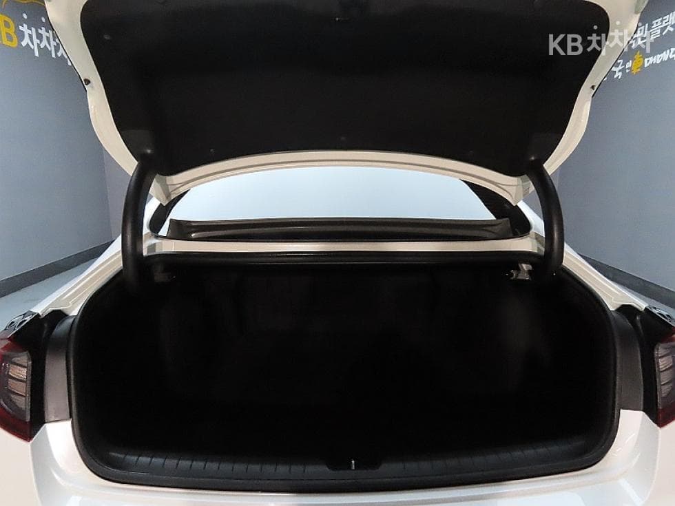 Hyundai Sonata (DN8)2.0 Premium 밀레니엄 - 19