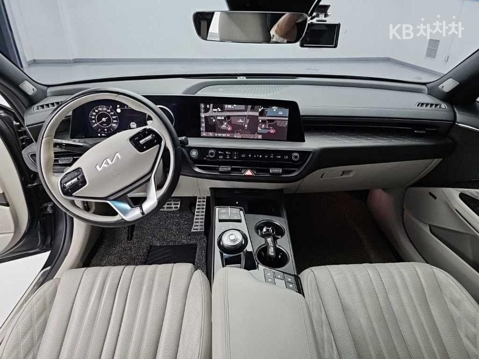 Kia K83.5 Gasoline Signature - 7