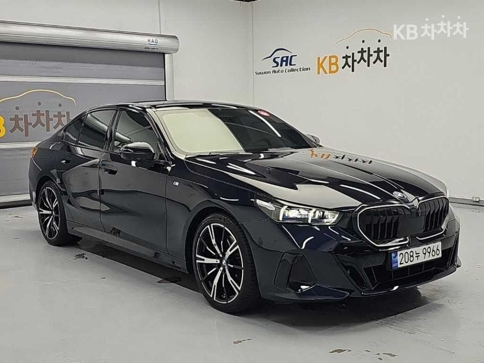 BMW New5 Series(G60)530i xDrive M Sport - 4