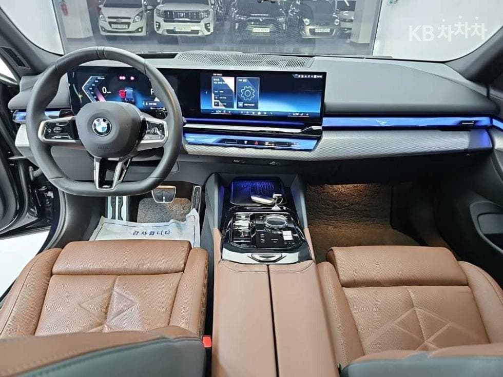BMW New5 Series(G60)530i xDrive M Sport - 7