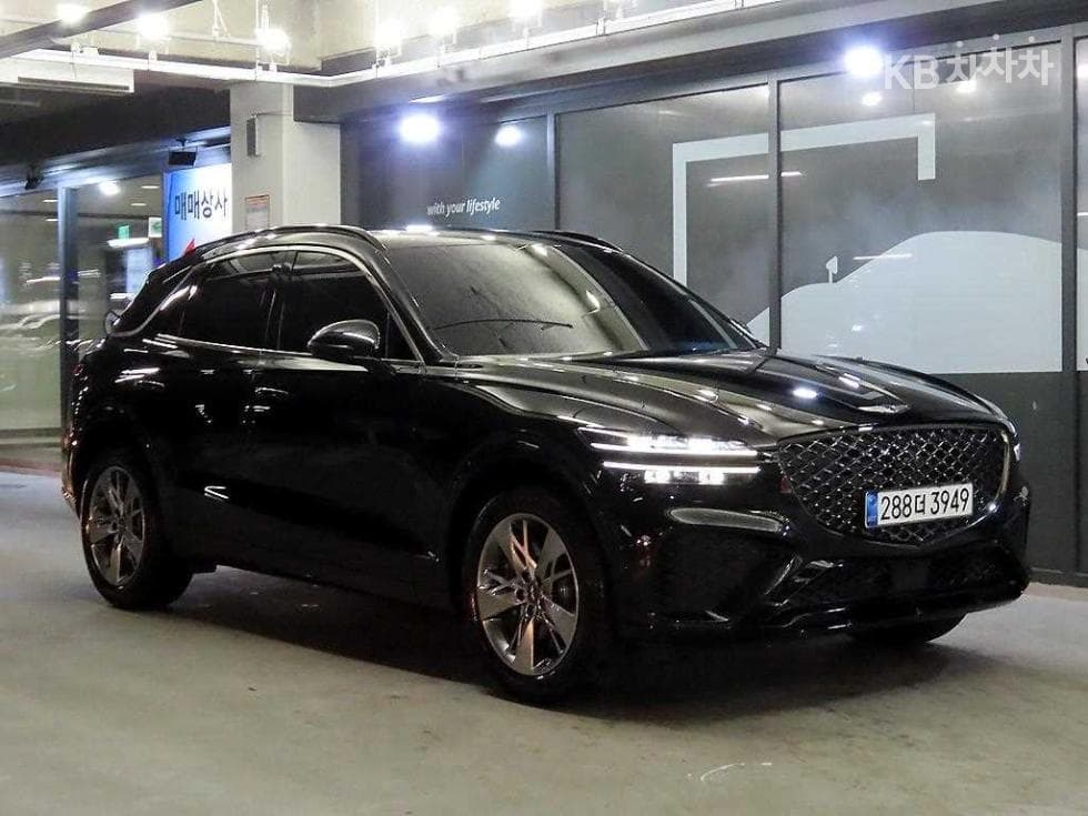Genesis GV70 Gasoline 2.5T 2WD - Image 1