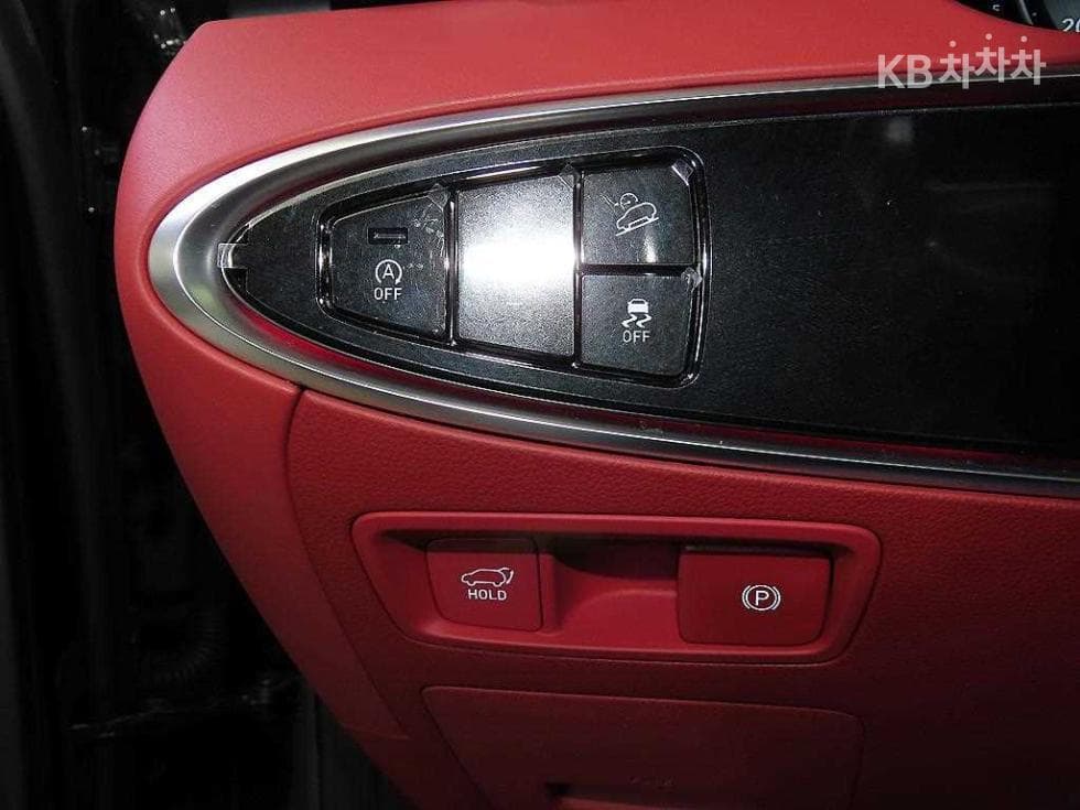 Genesis GV70Gasoline 2.5T 2WD - 13
