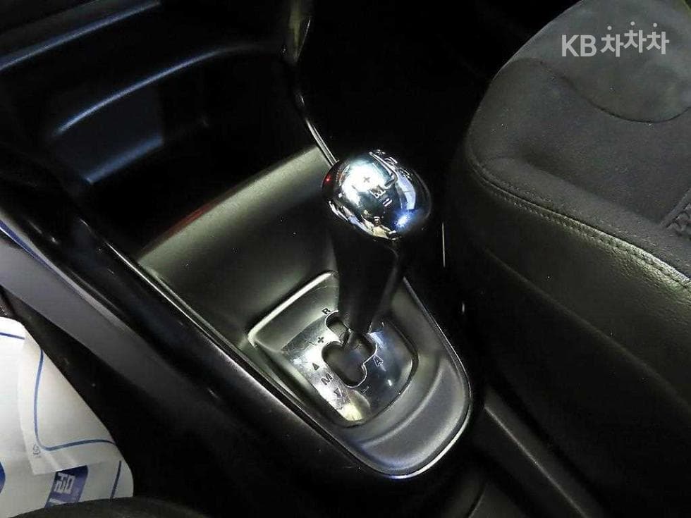 시트로엥 DS31.6 e-HDi 소 시크 - 12