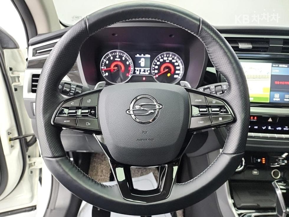 КейДжи Мобилити 뷰티플 코란도1.5 GDi Turbo 2WD C5 Plus - 9