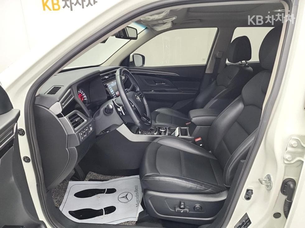 КейДжи Мобилити 뷰티플 코란도1.5 GDi Turbo 2WD C5 Plus - 11
