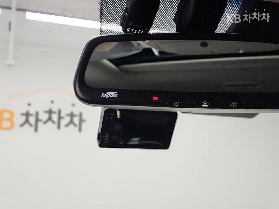 КейДжи Мобилити 뷰티플 코란도1.5 GDi Turbo 2WD C5 Plus - 19