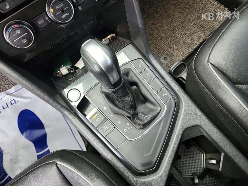Volkswagen The New (фейслифт) Tiguan2.0 Турбо Дизел Инжекция Premium - 8