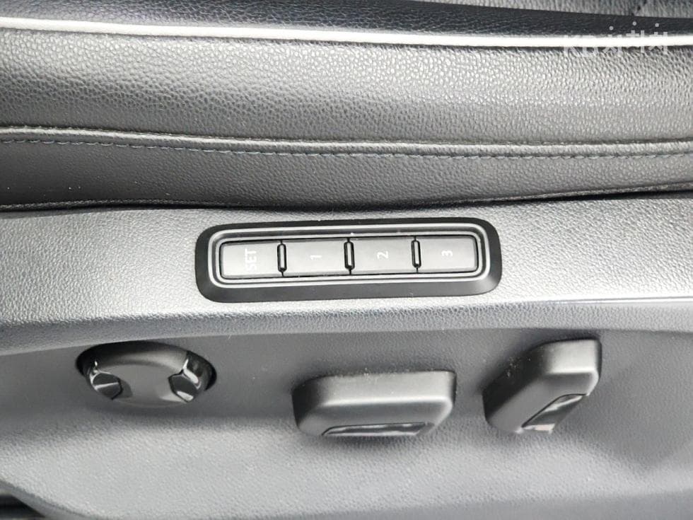 Volkswagen The New (фейслифт) Tiguan2.0 Турбо Дизел Инжекция Premium - 15