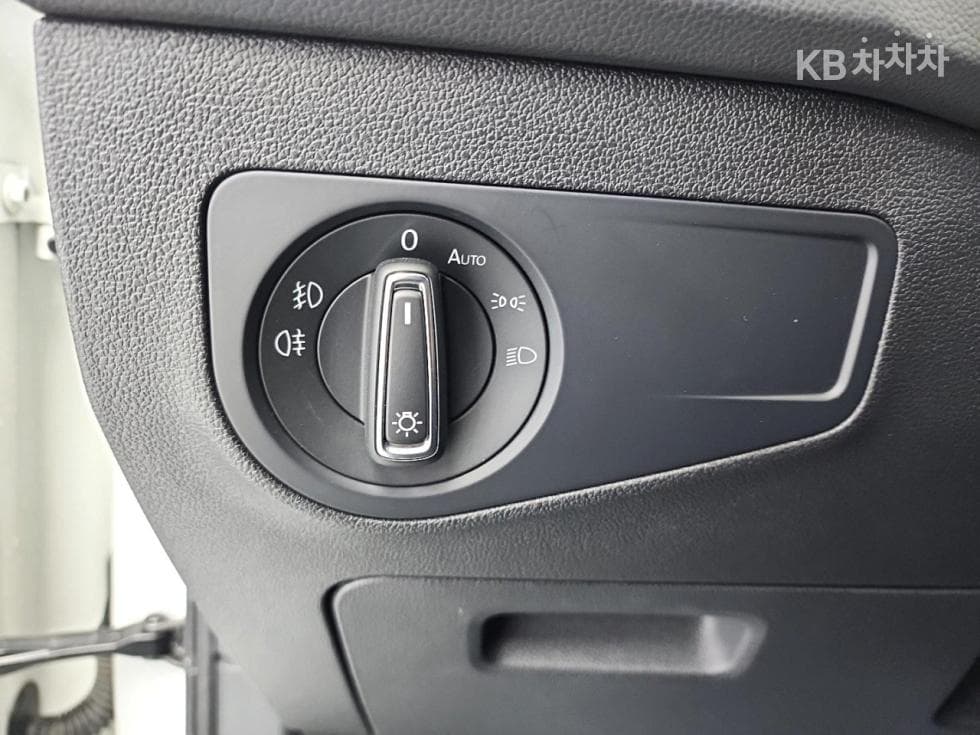 Volkswagen The New (фейслифт) Tiguan2.0 Турбо Дизел Инжекция Premium - 16