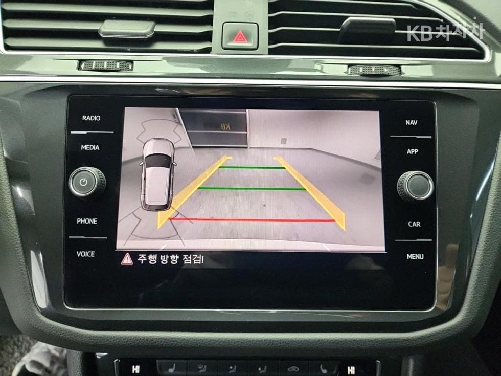 Volkswagen The New (фейслифт) Tiguan2.0 Турбо Дизел Инжекция Premium - 19