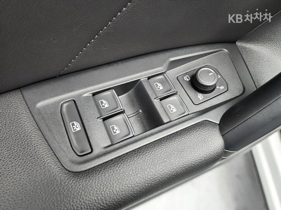Volkswagen The New (фейслифт) Tiguan2.0 Турбо Дизел Инжекция Premium - 21