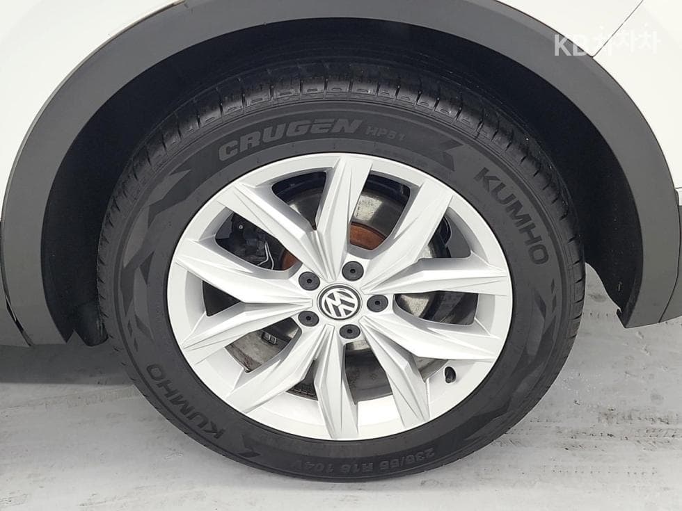 Volkswagen The New (фейслифт) Tiguan2.0 Турбо Дизел Инжекция Premium - 24