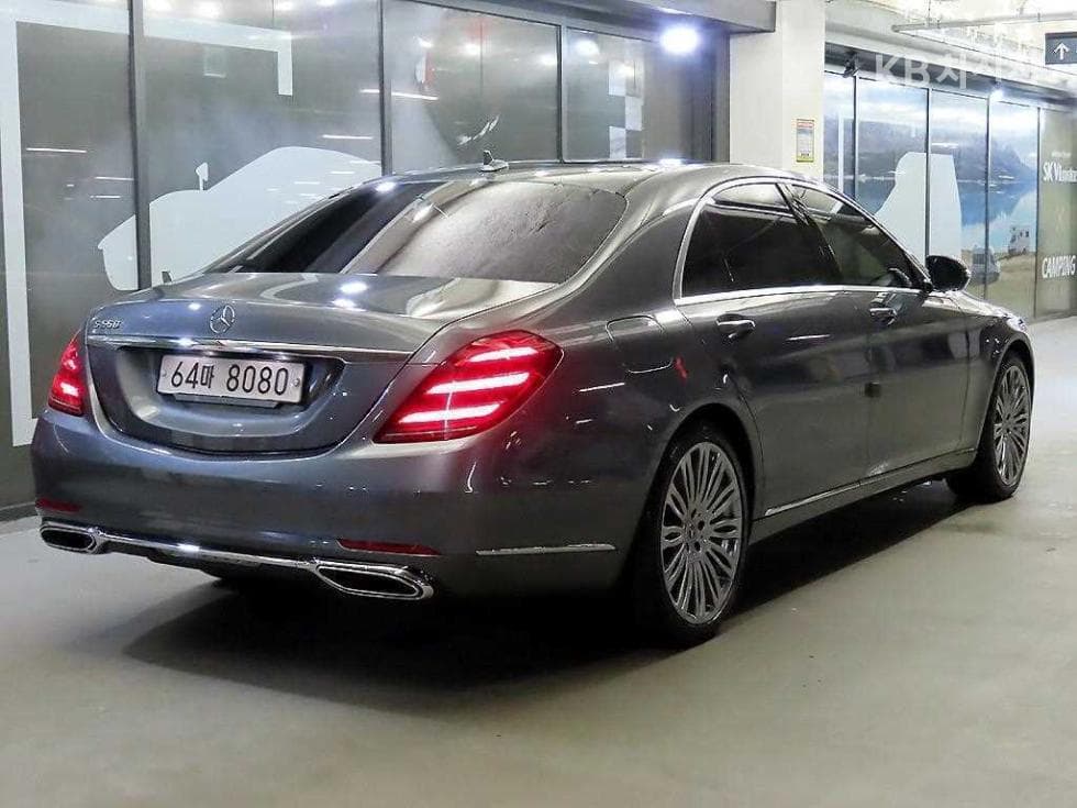 Mercedes-Benz New S-ClassS560L - 4
