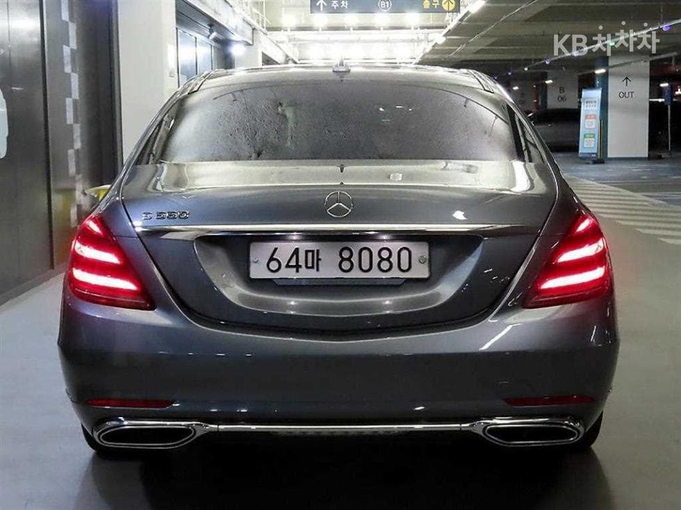 Mercedes-Benz New S-ClassS560L - 5