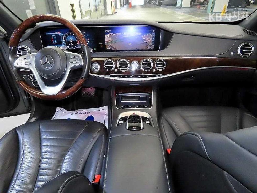 Mercedes-Benz New S-ClassS560L - 10