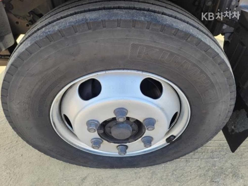Hyundai Mighty 큐티냉장Top (Cargo)차 일반캡 - - 15