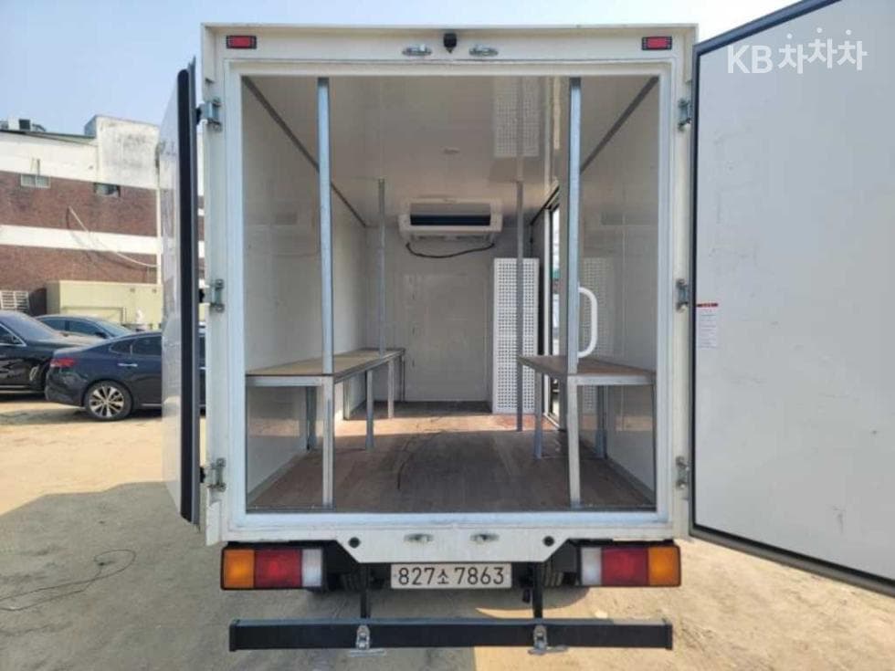 Hyundai Mighty 큐티냉장Top (Cargo)차 일반캡 - - 7