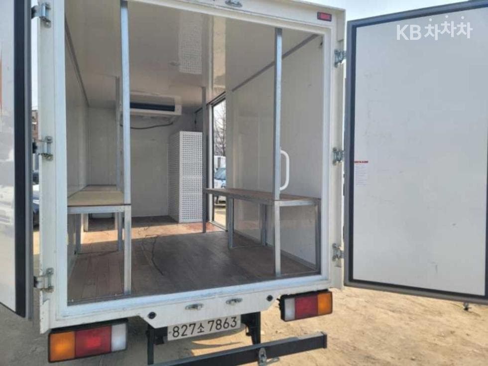 Hyundai Mighty 큐티냉장Top (Cargo)차 일반캡 - - 6