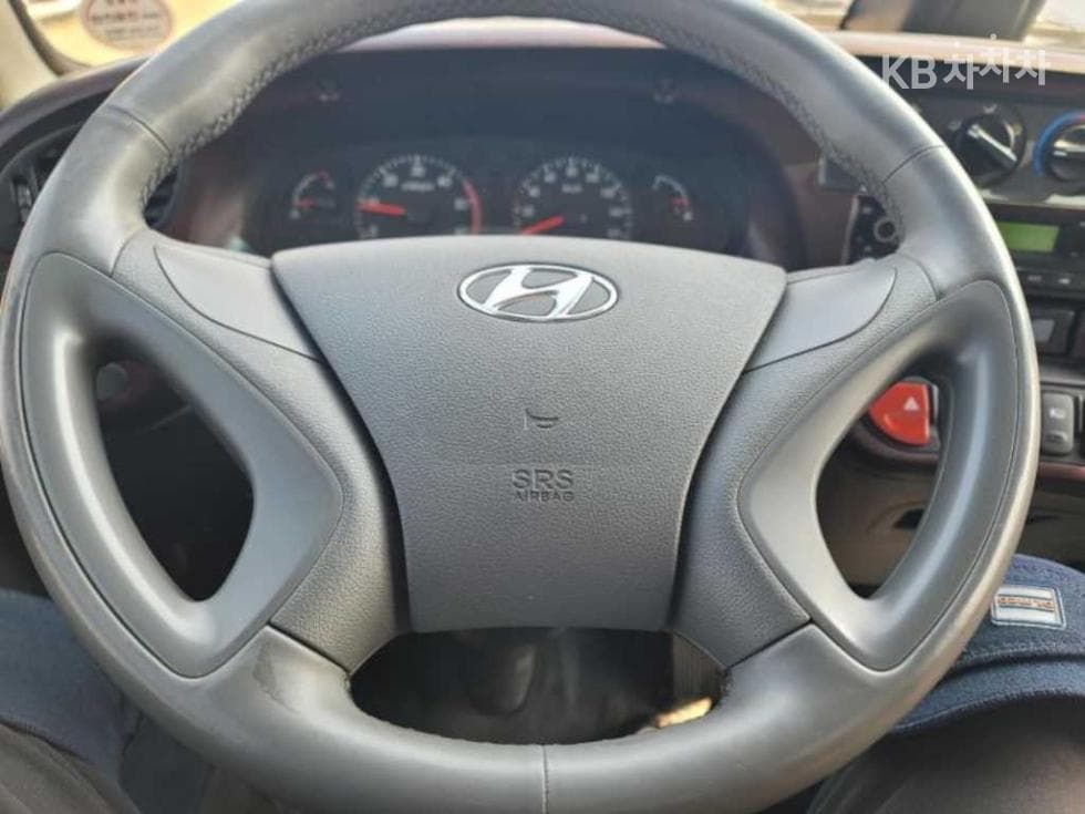 Hyundai Mighty 큐티냉장Top (Cargo)차 일반캡 - - 23