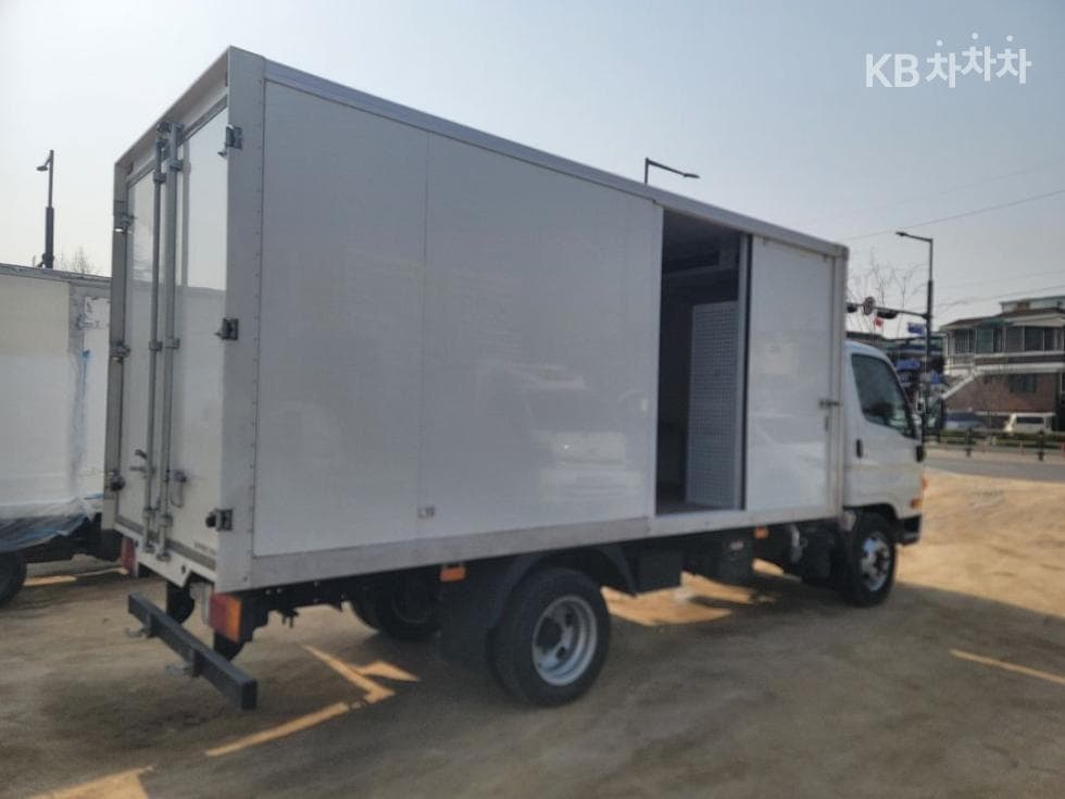 Hyundai Mighty 큐티냉장Top (Cargo)차 일반캡 - - 10
