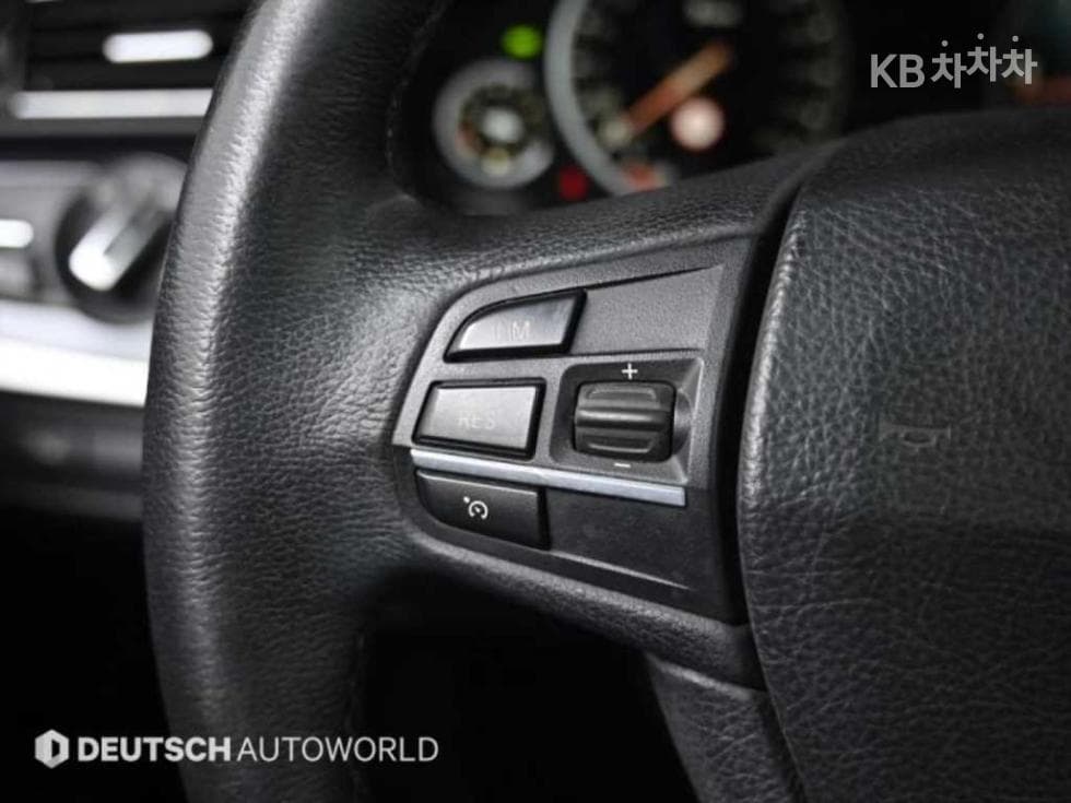 BMW Нов5 Серия520d F10 - 13