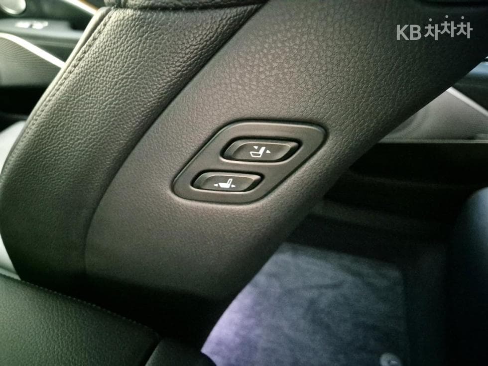 Киа The New (фейслифт) K9(Второ поколение)3.8 GDI AWD 베스트셀렉션Ⅰ - 17