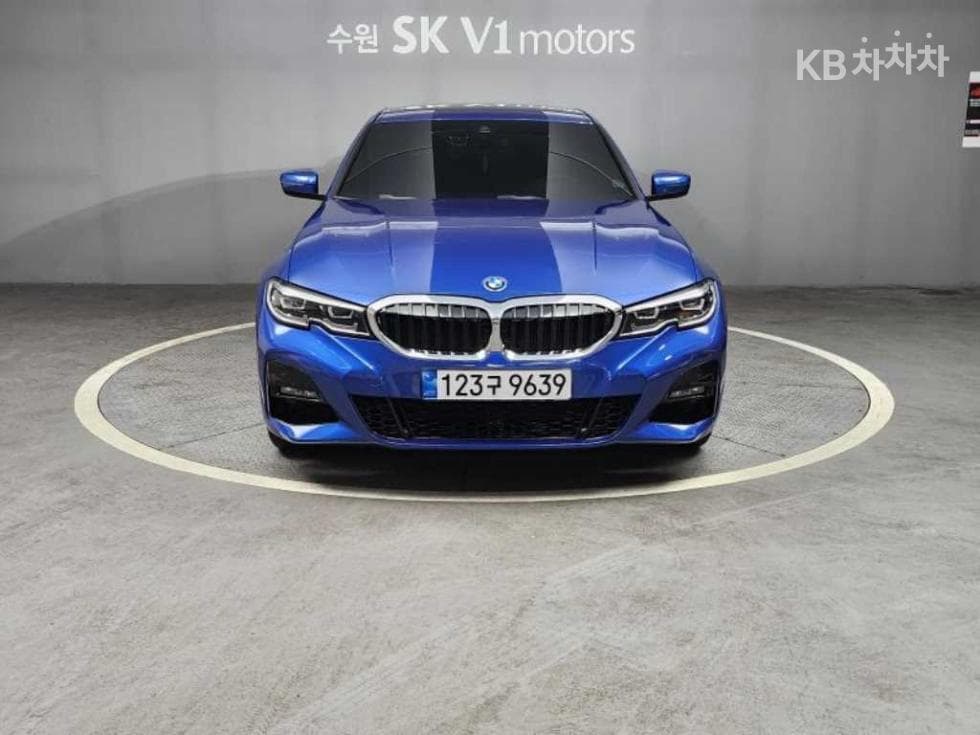 BMW 3 Series (G20) 320e M Sport - Image 1