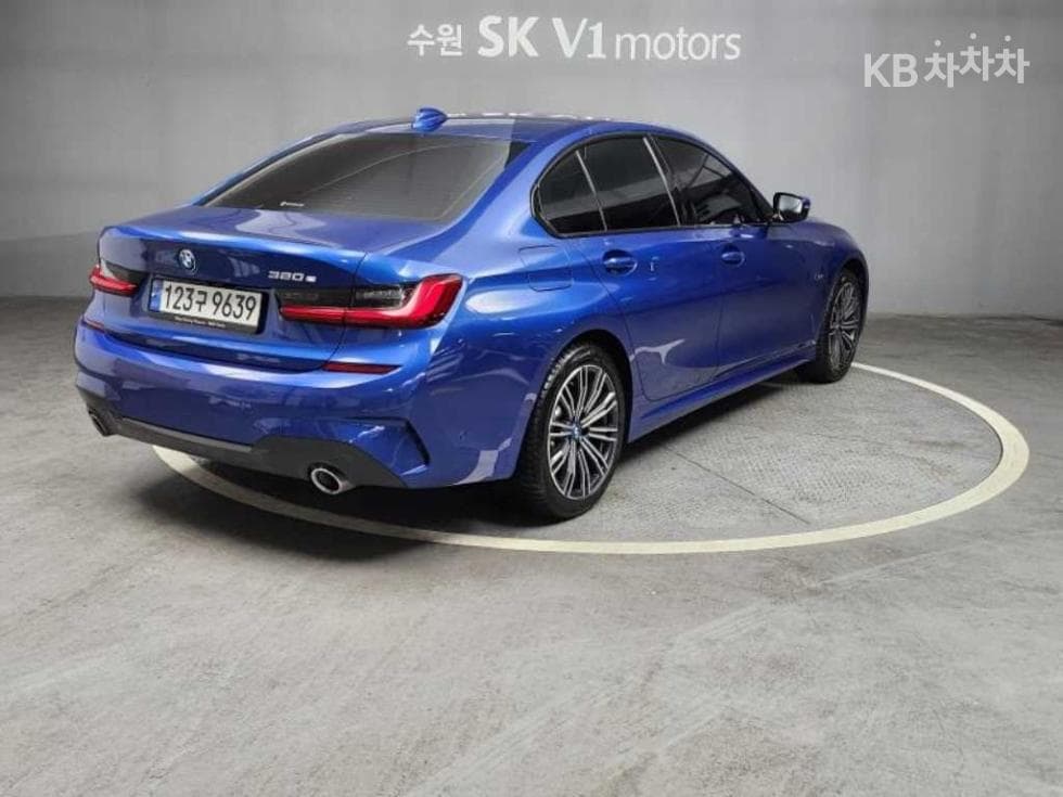 BMW 3 Series (G20)320e M Sport - 4