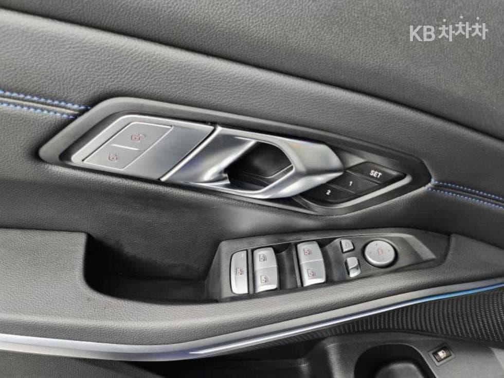 BMW 3 Series (G20)320e M Sport - 14