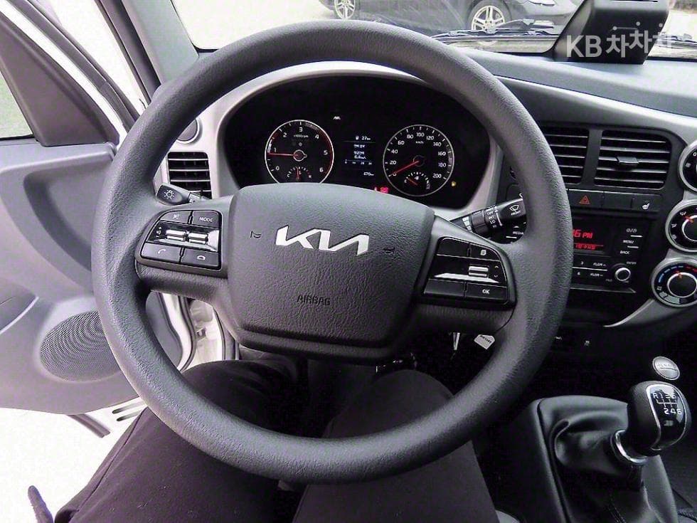 Kia The New (facelift) Bongo 3 (light truck)LPG 1 Ton 표준캡 장축 4WD GL Light - 8