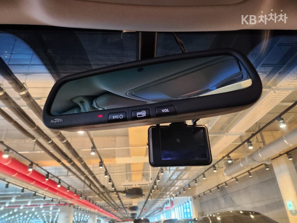 Хюндай Санта Фе The PrimeДизел Хонда R-двигател 2.0 дизел 2WD 5-местен Premium - 18