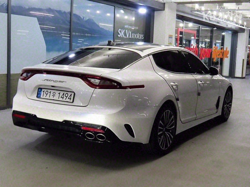 Kia Stinger2.2 Diesel 2WD 플래티넘 - 4