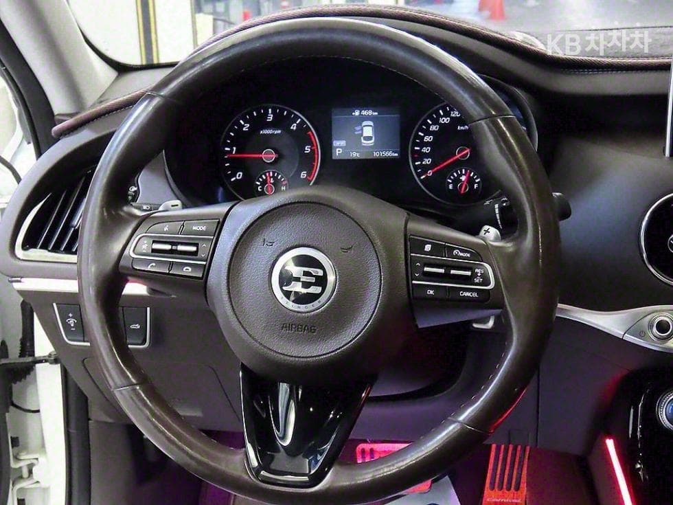 Kia Stinger2.2 Diesel 2WD 플래티넘 - 8