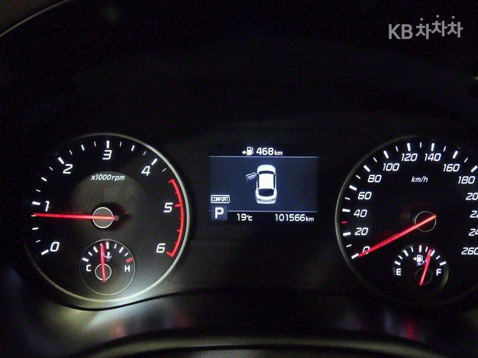 Kia Stinger2.2 Diesel 2WD 플래티넘 - 9