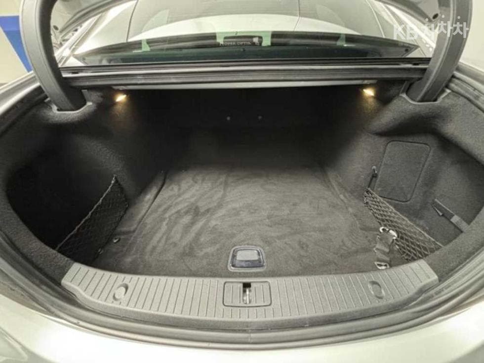 Mercedes-Benz New S-ClassNew S400L - 17