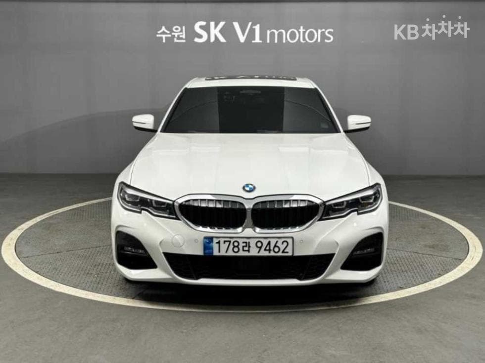 BMW 3 Series (G20) 320i M Sport - Image 1