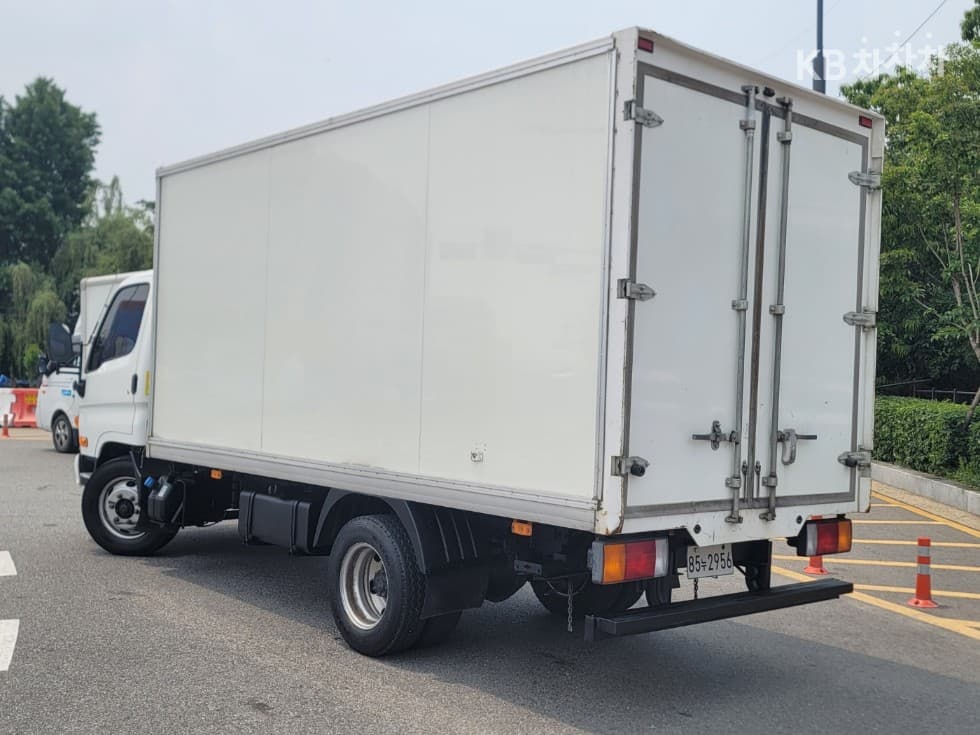 Hyundai Mighty 큐티냉장Top (Cargo)차 일반캡 - - 5