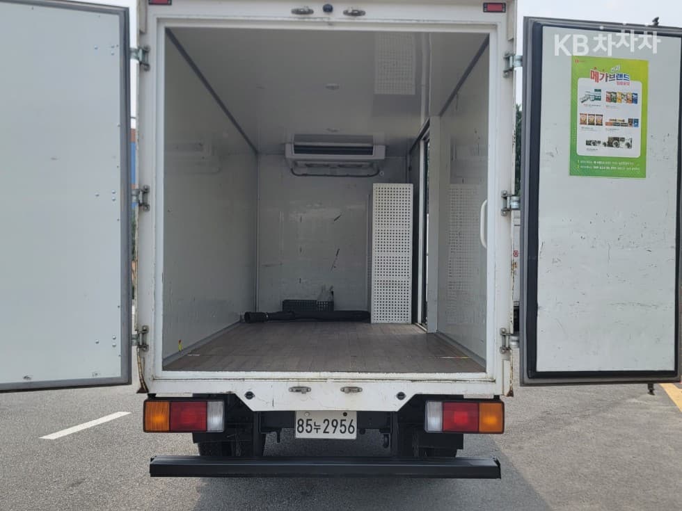 Hyundai Mighty 큐티냉장Top (Cargo)차 일반캡 - - 7