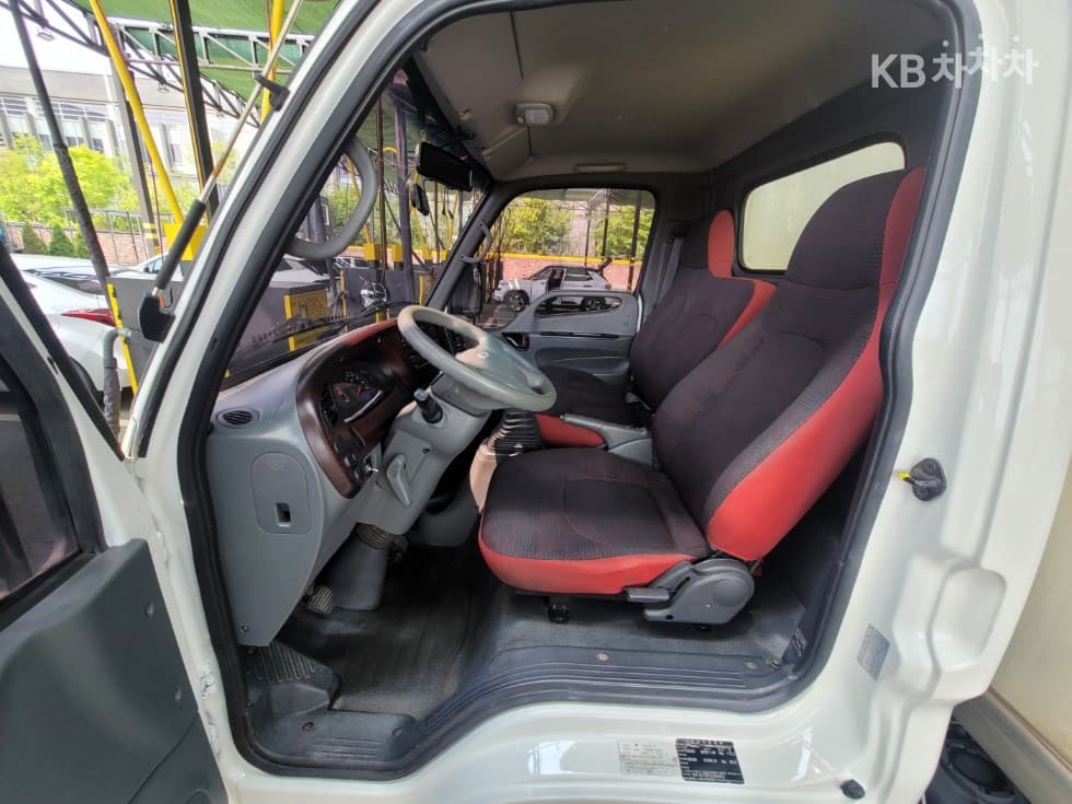Hyundai Mighty 큐티냉장Top (Cargo)차 일반캡 - - 9