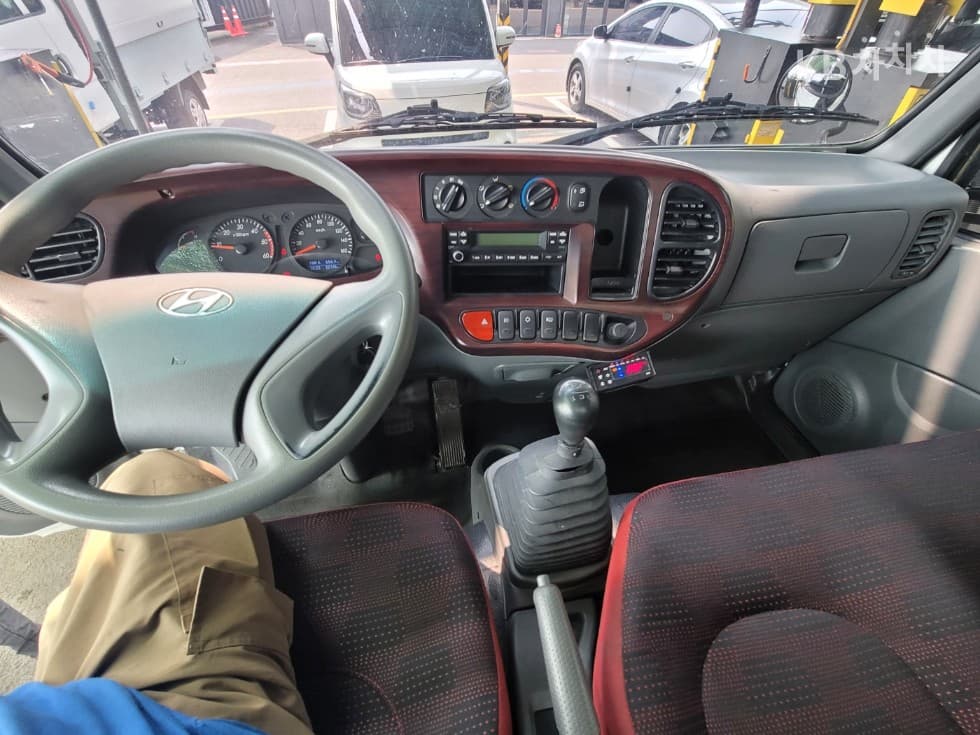 Hyundai Mighty 큐티냉장Top (Cargo)차 일반캡 - - 12