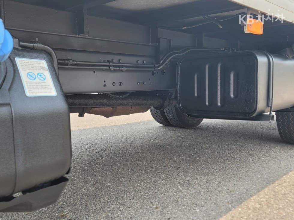 Hyundai Mighty 큐티냉장Top (Cargo)차 일반캡 - - 18