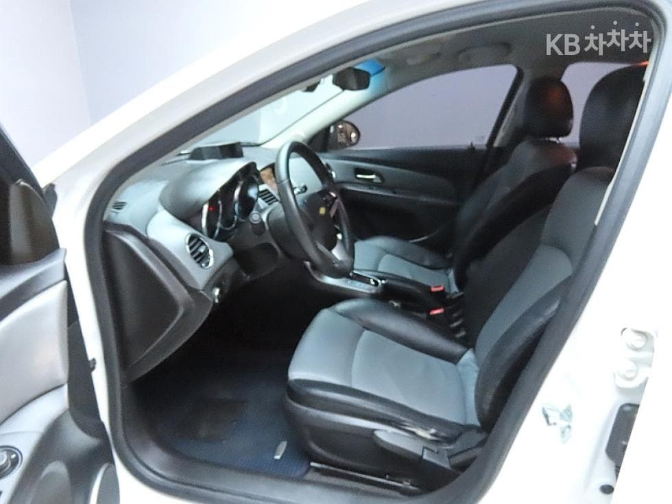 GM Korea Lacetti Premiere1.8 CDX ID 일반형 - 10