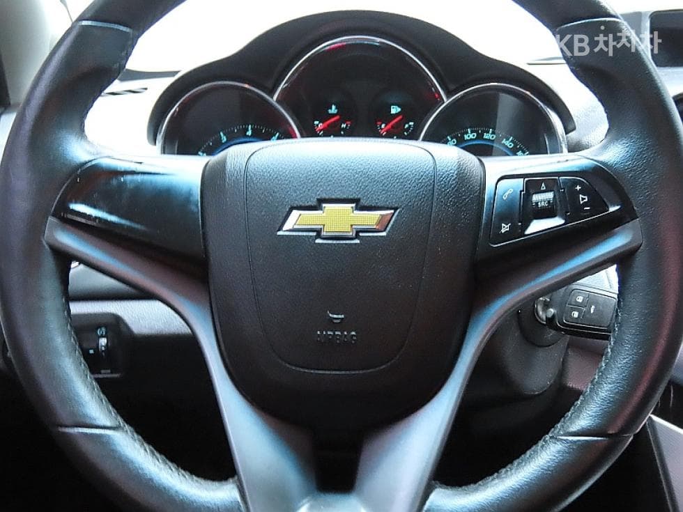 GM Korea Lacetti Premiere1.8 CDX ID 일반형 - 17