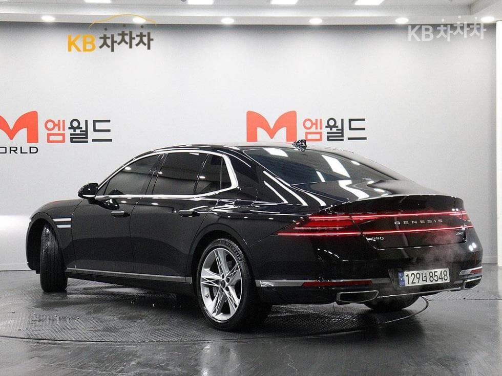 Genesis G90 (RS4) 3.5T AWD Base - Image 4