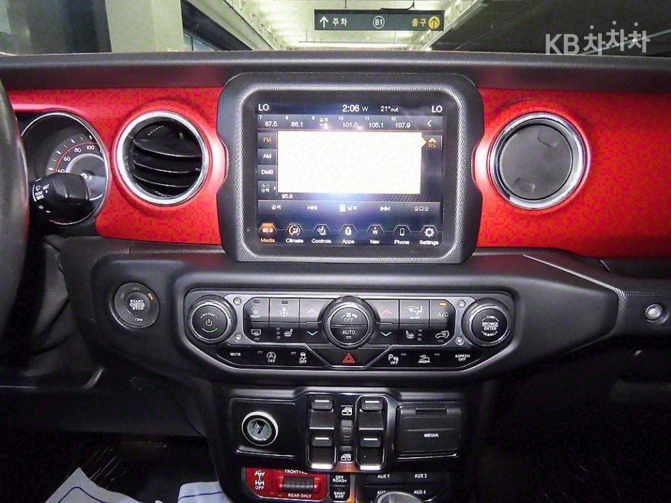 지프 글래디에이터3.6 Rubicon - 11