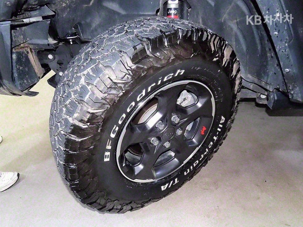 지프 글래디에이터3.6 Rubicon - 17