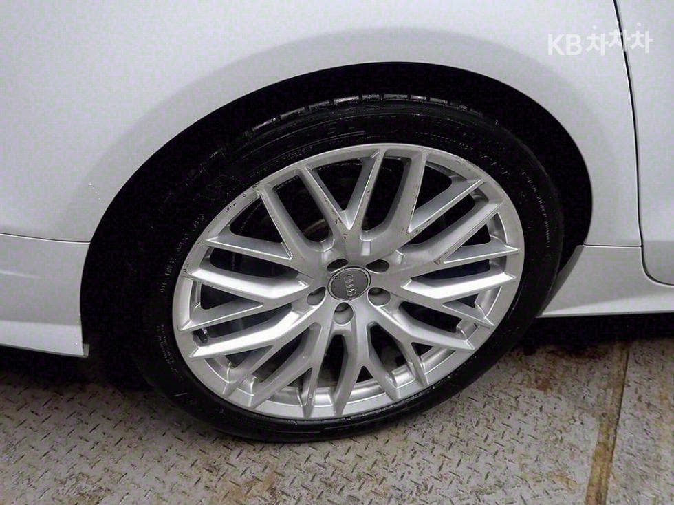 Ауди A750 Турбо Дизел Инжекция 콰트로 4G - 8