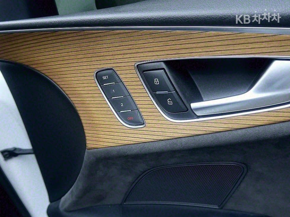 Ауди A750 Турбо Дизел Инжекция 콰트로 4G - 13